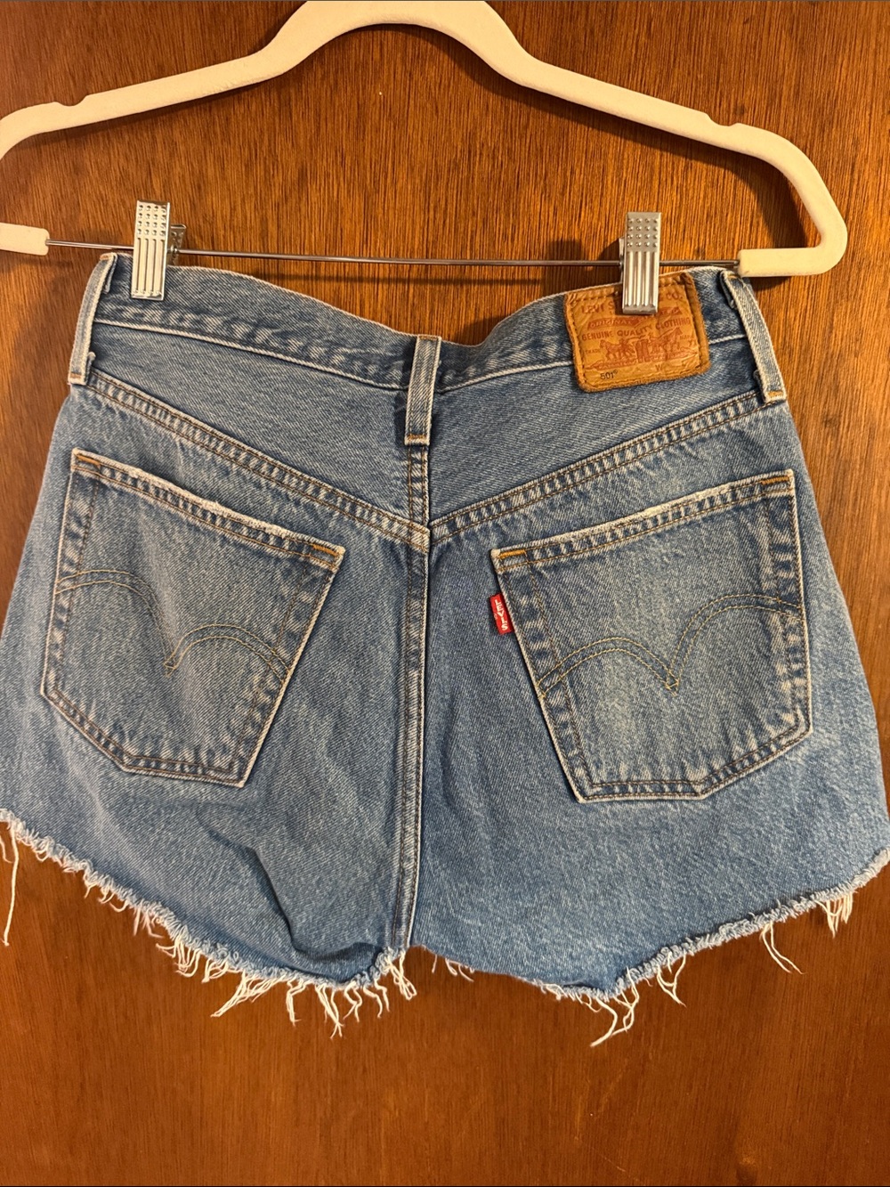 Levi 501 shorts size 27 - Picture 2 of 5